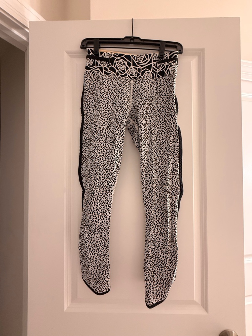 lululemon athletica Black and White Printed Leggings